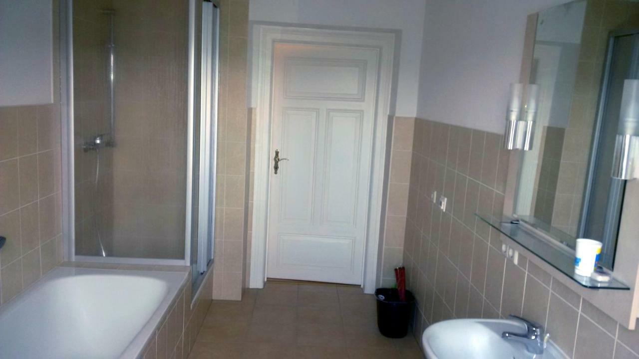 Old Firestation / Alte Feuerwache Apartment *
